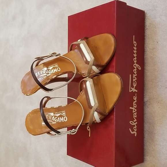 Salvatore Ferragamo Sandals - Picture 1 of 10